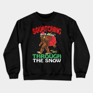 Sasquatch Christmas Squatching Bigfoot Xmas Tree Light Crewneck Sweatshirt